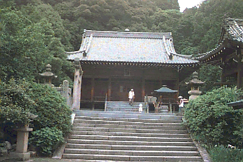 �ɑ����{��