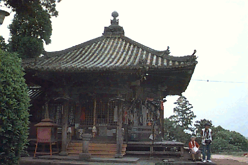 ��y����t��