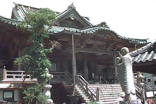 ���]���{��