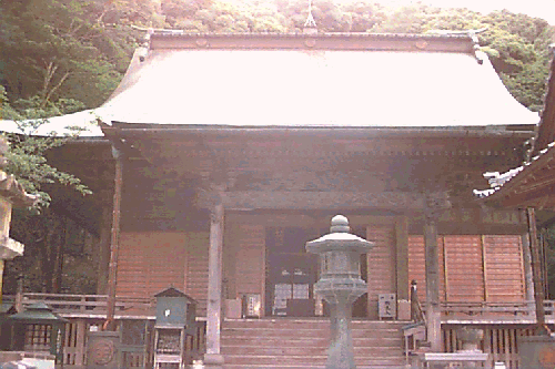 �򉤎��{��