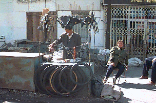 �o�U�[���̎��]�ԕ��i��