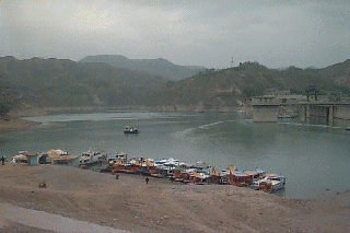 ���͂̏�̋���ȃ_����