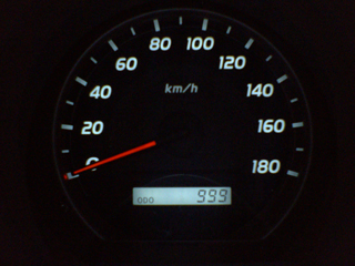 999km
